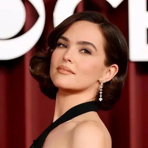 Zoey Deutch